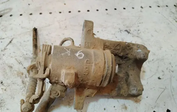 Skoda Octavia Mk2 (1Z) Rear brake caliper