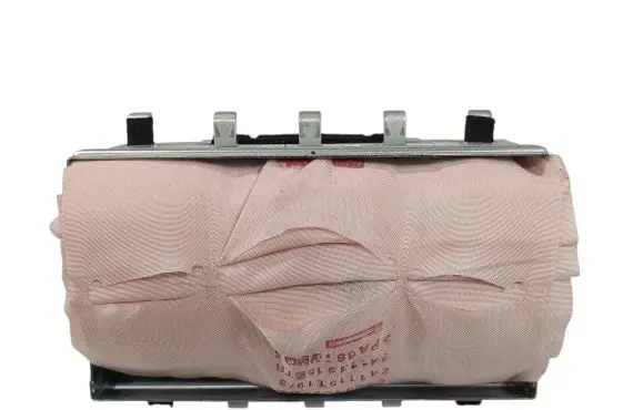 Subaru Outback (BS) Passenger airbag