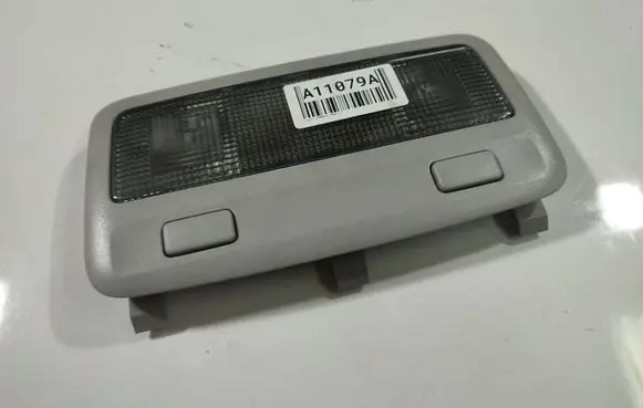 Toyota Avensis T250 Front seat light 8125005021
