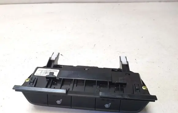 KIA Sportage Seat heating switch 4A920C1000