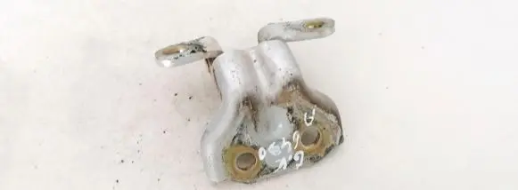 KIA Sorento Rear door lower hinge