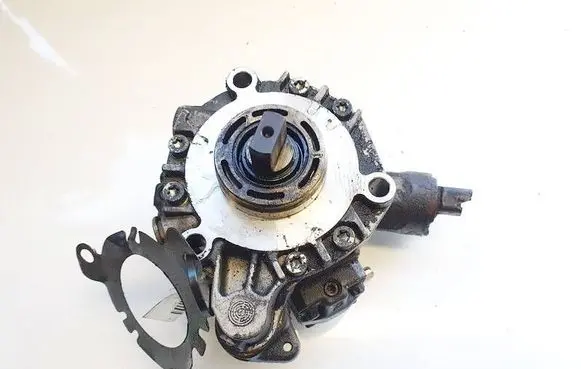 Volvo V50 Fuel injection high pressure pump 9658193780 a2c20003791