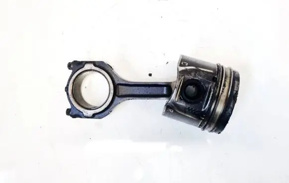 Ford Mondeo MK IV Piston with connecting rod