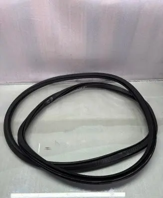 Volvo XC40 Rubber seal rear door 