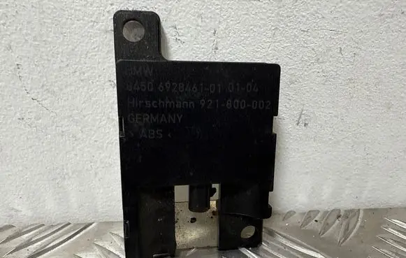 BMW 5 E60 E61 Bluetooth antenna 6928461 921800002