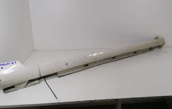Volkswagen PASSAT B7 Sill 3AA853092C