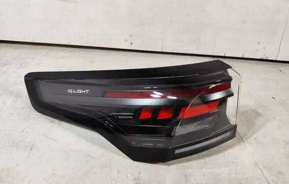 Volkswagen Tiguan Rear/tail lights 571945207A 82470101
