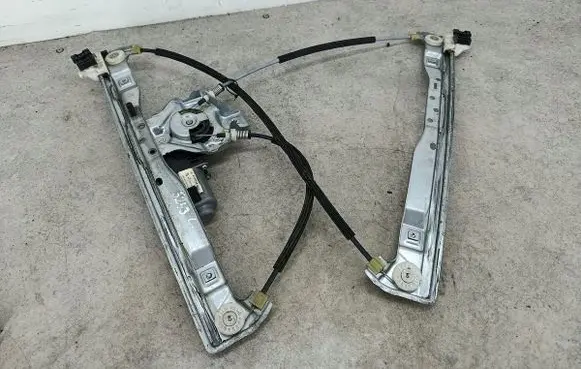 Citroen DS3 Front door window regulator with motor 402218H