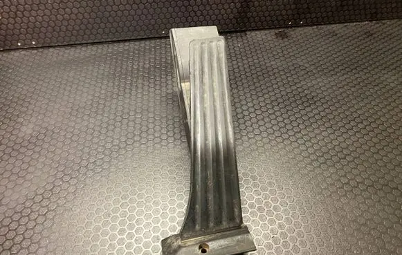 BMW 5 E60 E61 Accelerator throttle pedal 6762482 25916010