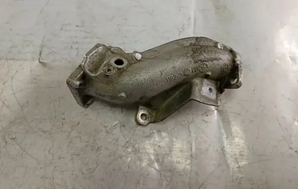 Suzuki Grand Vitara II Air intake duct part 1675 11823FD