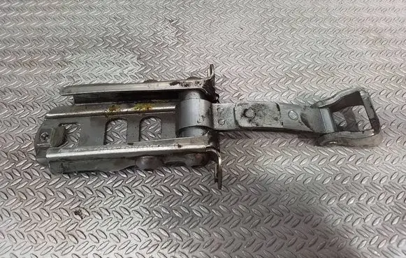 Volkswagen Crafter Front door check strap stopper A9067200016