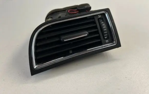 Skoda Superb B6 (3T) Dashboard side air vent grill/cover trim 3T0819701