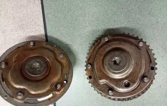 Camshaft pulley/ VANOS