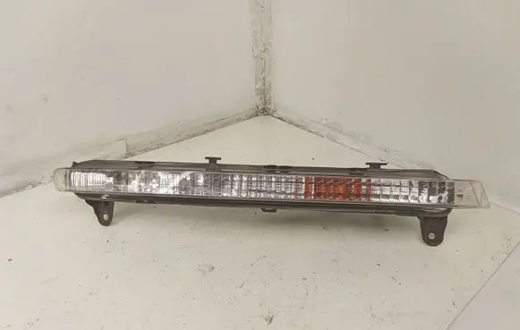 Audi Q7 4L Front bumper turn signal 4L0953042 89313121