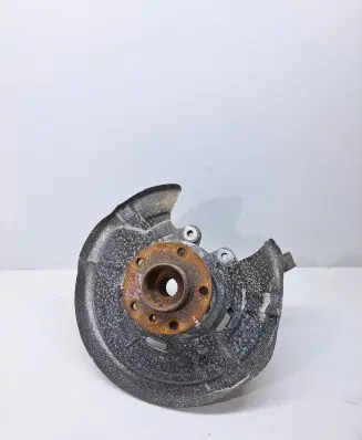 BMW 5 F10 F11 Rear wheel hub 6796099 A1S17140
