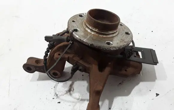Renault Megane III Front wheel hub