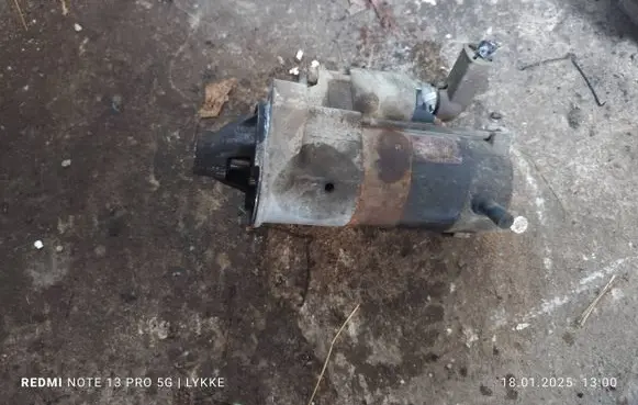 Toyota Corolla E110 Starter motor 2810011140