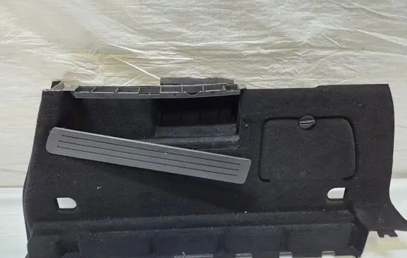 Opel Astra J Trunk/boot trim cover 13337792