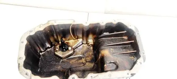 Volkswagen Golf Plus Oil sump 03C103603J