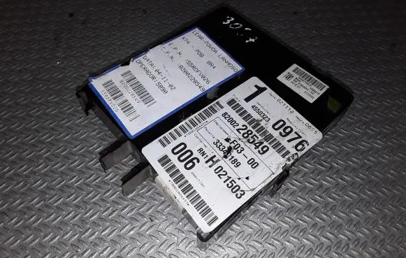 Renault Laguna II Comfort/convenience module 8200228549