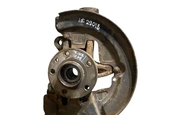 Volvo XC70 Front wheel hub spindle knuckle