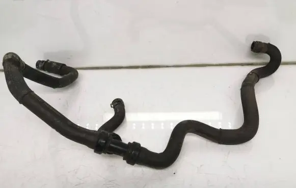 Nissan NV200 Engine coolant pipe/hose