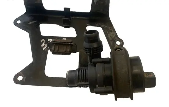 Land Rover Range Rover L322 Electric auxiliary coolant/water pump 6904541