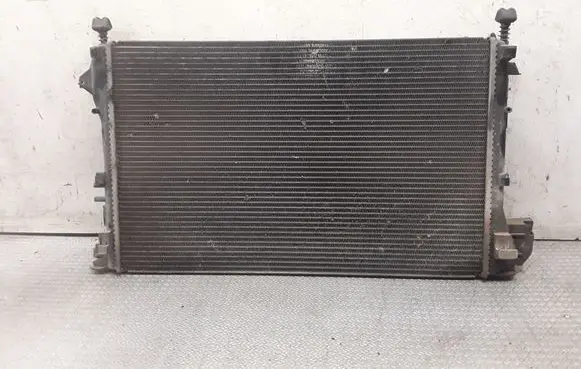 Opel Vectra C Coolant radiator 24418343