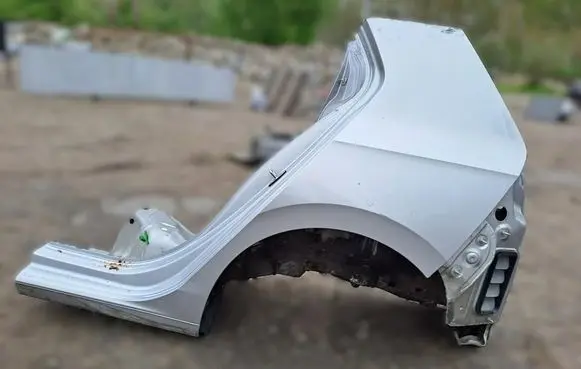 Volkswagen Polo VI Rear quarter panel 