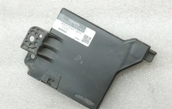 Toyota Yaris Climate control unit 886500D180