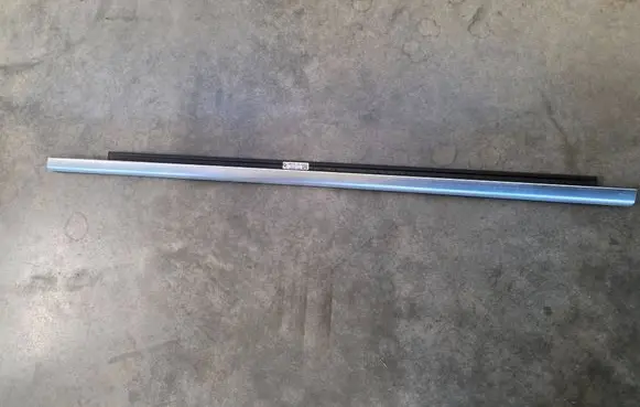 BMW 2 F44 Front door trim (molding) 7483129