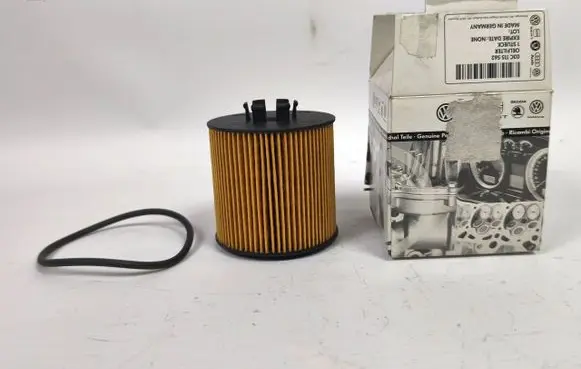 Audi A3 S3 8P Oil filter cover 03C115562