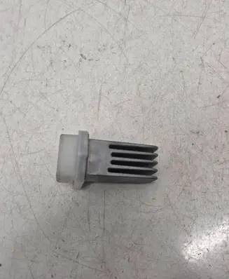 Nissan Juke I F15 Heater blower motor/fan resistor 70T032E22