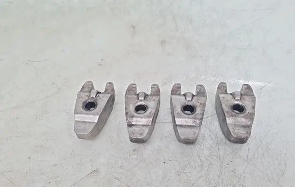 Ford Fiesta Fuel Injector clamp holder