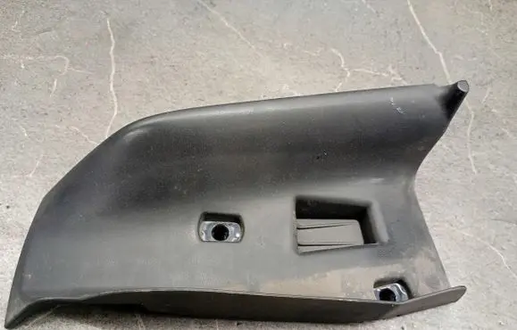 Audi A4 S4 B7 8E 8H Seat belt trim 8e0857785a