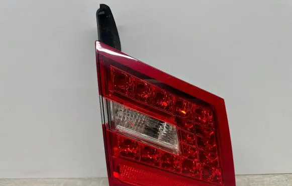 Mercedes-Benz E C207 W207 Tailgate rear/tail lights A2078200364 542501 782003