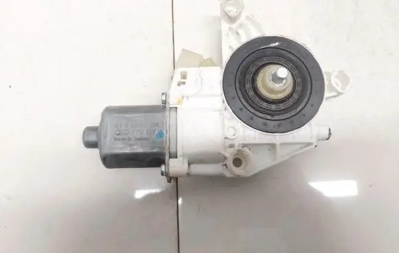Mercedes-Benz ML W164 Front door window regulator motor a2518200108 996150-200