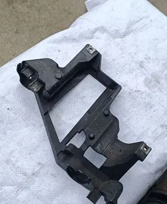 BMW X5 E53 Headlight/headlamp mounting bracket 224568