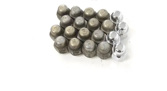 Toyota Hilux (AN10, AN20, AN30) Nuts/bolts 