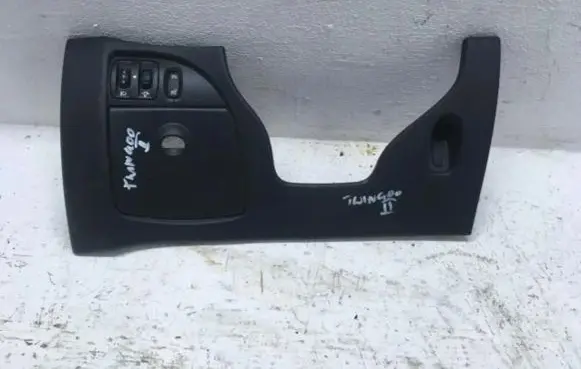 Renault Twingo II Dashboard lower bottom trim panel 8200541416