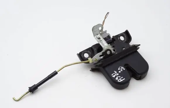 Audi A3 S3 8L Tailgate/trunk/boot lock/catch/latch 8L0827505E