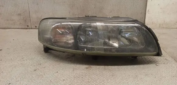 Volvo V70 Headlight/headlamp 8693548 89007898
