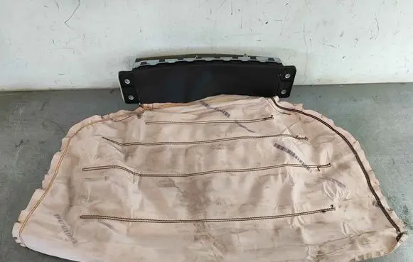 Volvo XC60 Knee airbag 31351334 31369712 31351333
