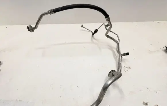 Volkswagen Tiguan Air conditioning (A/C) pipe/hose 5QF816743
