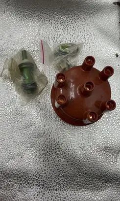 Volvo 240 Spark distributor cap 1306091
