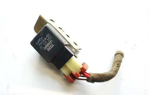 Hyundai Trajet Other relay a410maxaa02 a410-maxaa-02