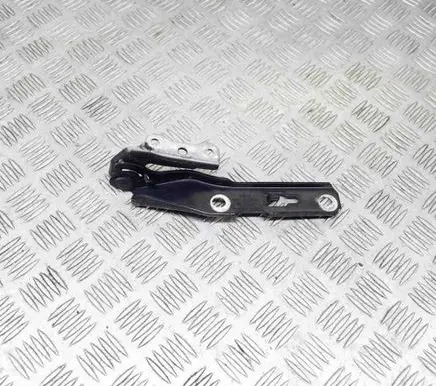 Audi A4 S4 B7 8E 8H Engine bonnet/hood hinges 8H0823302