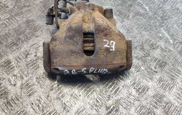 Volkswagen PASSAT B5 Front brake caliper 886