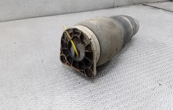 Mercedes-Benz Vito Viano W638 Rear air suspension bag/shock absorber 