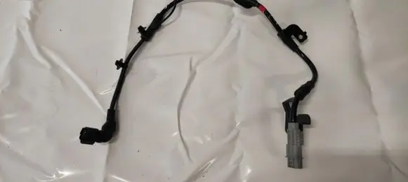 Hyundai Santa Fe ABS brake wheel speed sensor 58960-S1300